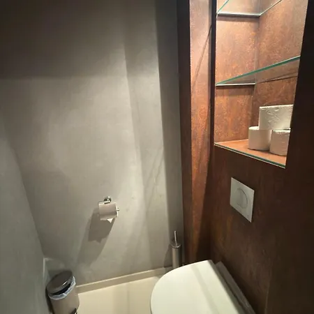 Marins Guest Apartametn דירה