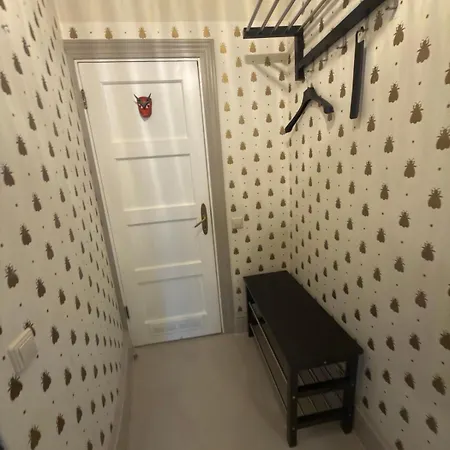 Marins Guest Apartametn דירה
